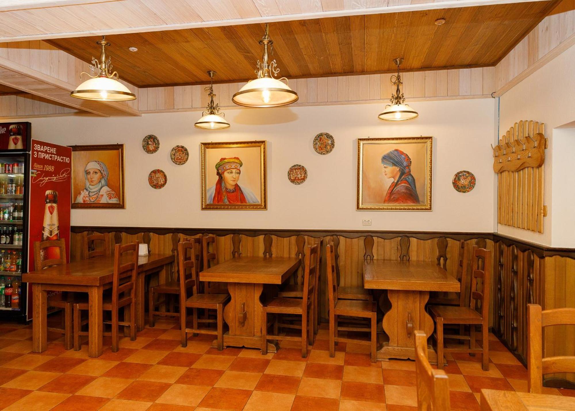 فندق Gostyniy Dvir Synevir سينفير المظهر الخارجي الصورة